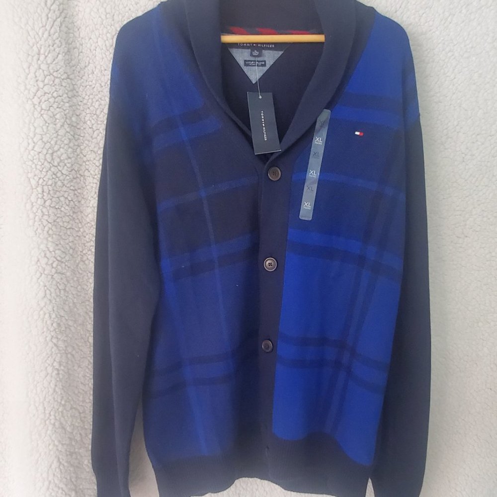 NWT Men Tommy Hilfiger Lettermen Sweater Color Blue Size XL